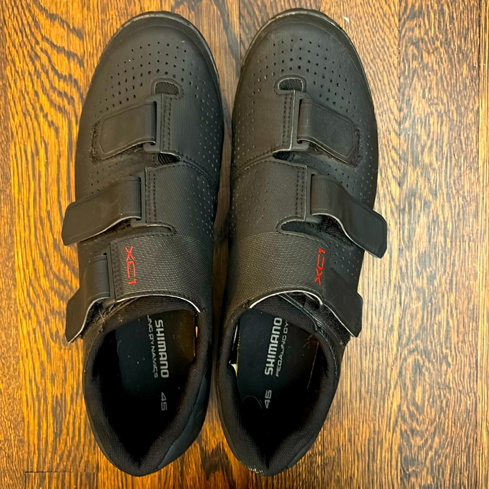 Spin shoes